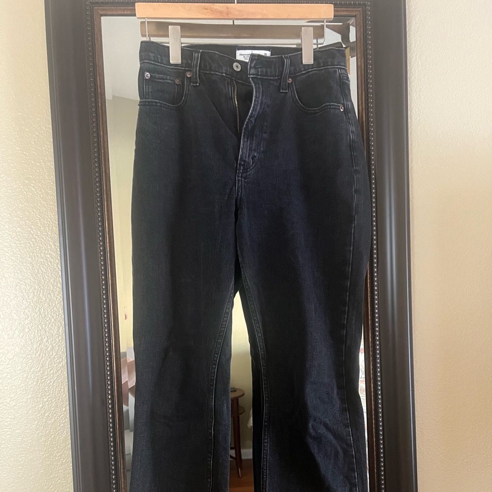 Abercrombie ankle straight ultra high rise curve love sz 28 regular black